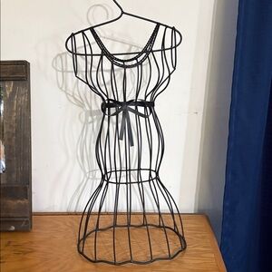 Bronze metal handing standing dress for jewelry or deco